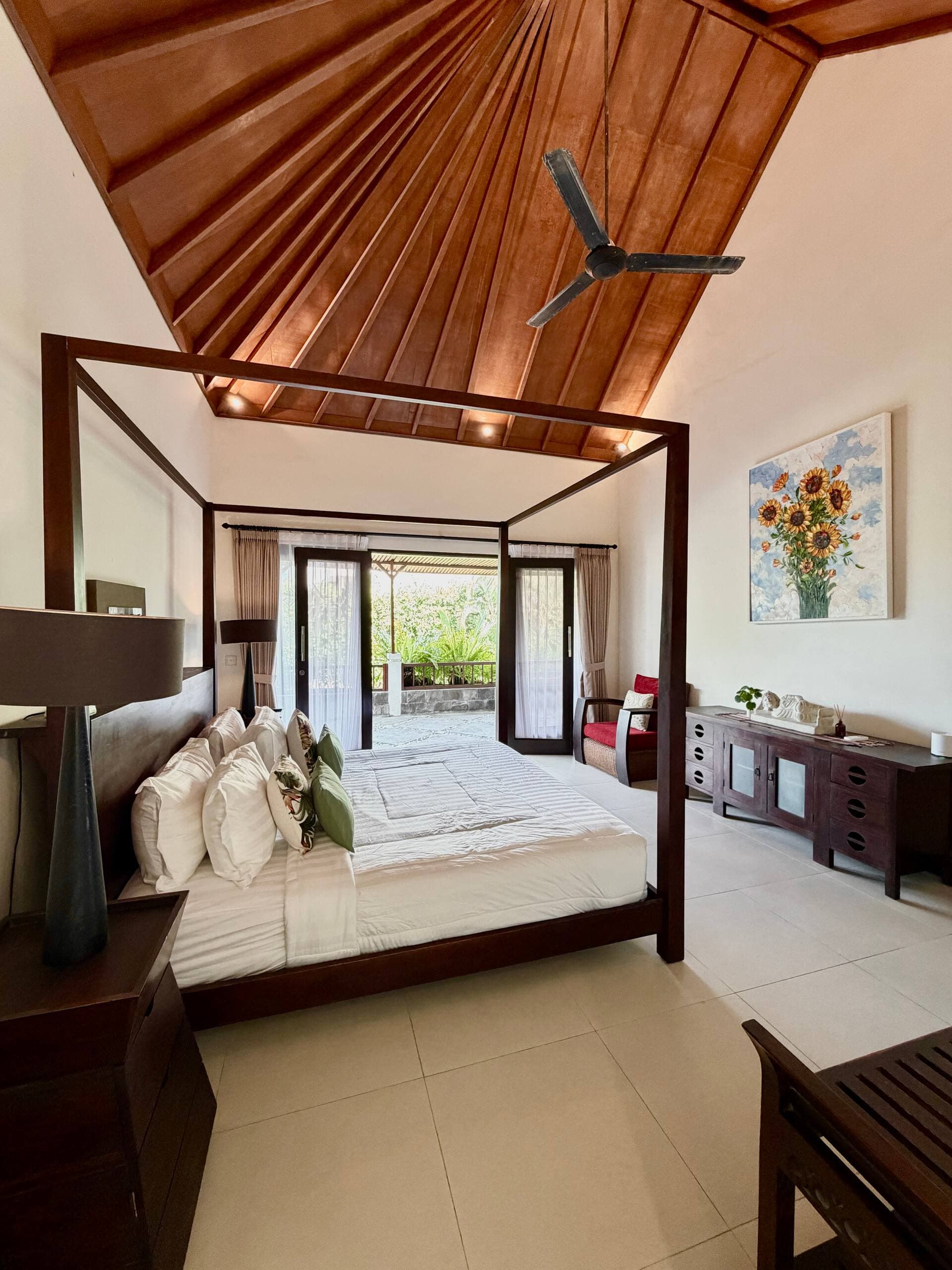 Villa Kipas is just 85 meters from Seminyak Beach — photo 4